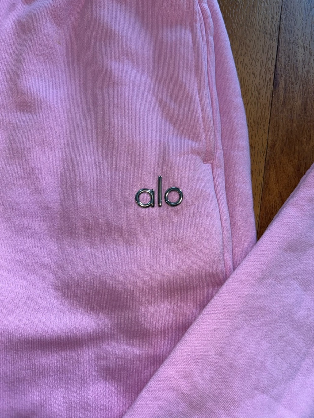Alo Yoga Accolade Wide Leg Sweatpants Candy Heart Pink - Picture 2 of 6